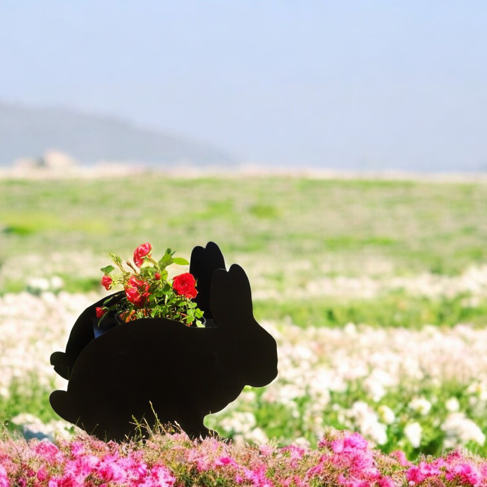 Rabbit flowerpot planter